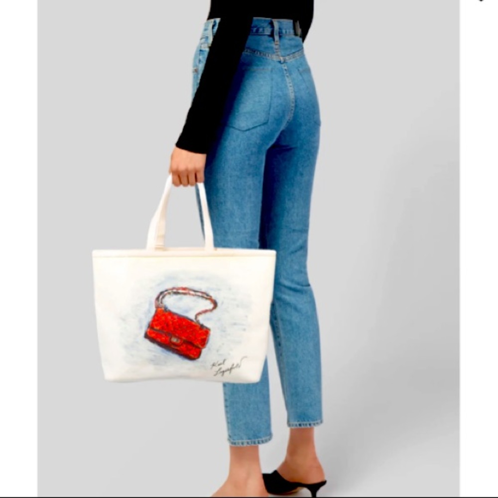 CHANEL Collector’s ULTRA RARE Tote